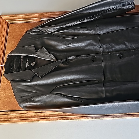 Leather Vintage Long Trench Coat - Picture 6 of 13